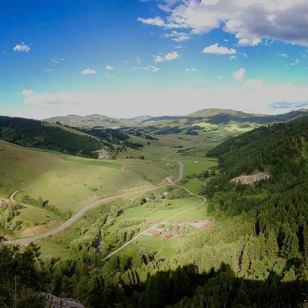 Picture of homes in Bridger Canyon, Montana